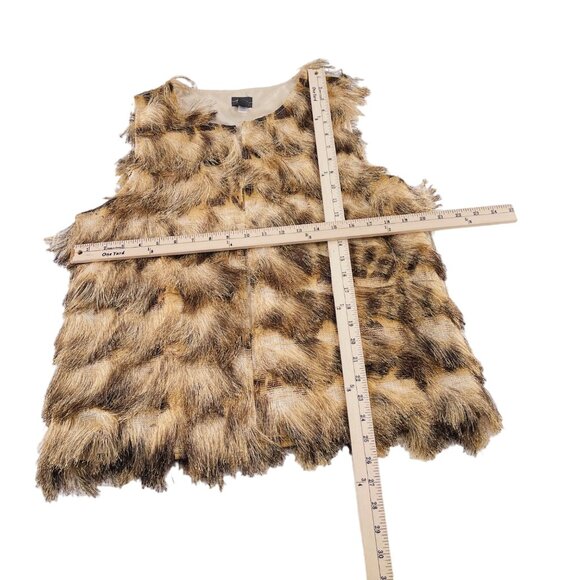 Chicos Travelers‎ Collection Faux Fur Vest Size 2 Beige & Brown sz Large - Picture 3 of 5